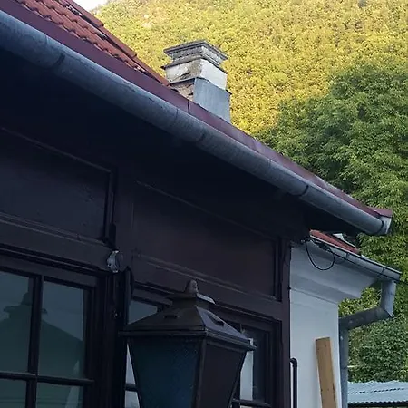 Hostel Mountain Tale *