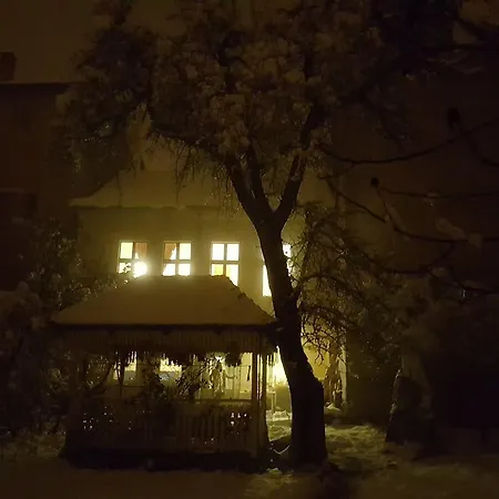 Hostel Mountain Tale